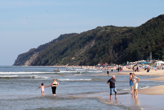 W poniedziałek na międzyzdrojskiej plaży i w okolicach molo można było się poczuć niemal jak w wakacje