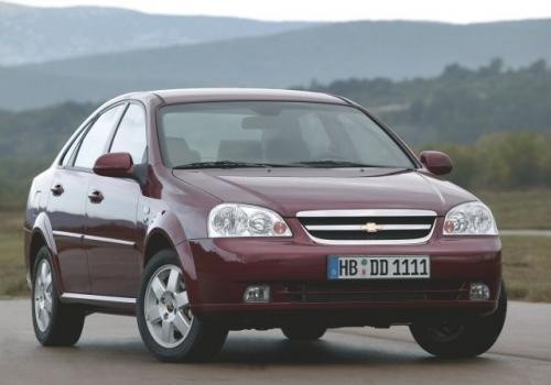 Fot. Chevrolet: Chevrolet Lacetti jest autem nieco większym...