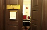 Prawnik odpowiada przed lubelskim sądem za korupcję