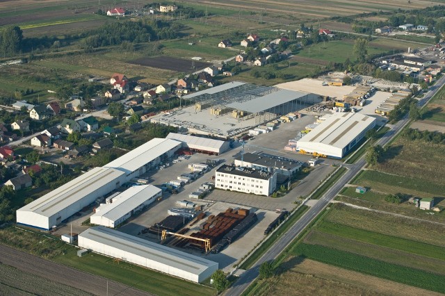 Grupa PSB ma siedzibę w miejscowości Wełecz koło Buska-Zdroju.