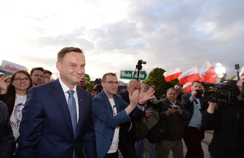 Andrzej Duda wygrał wybory 2015 - wynika z sondażu IPSOS