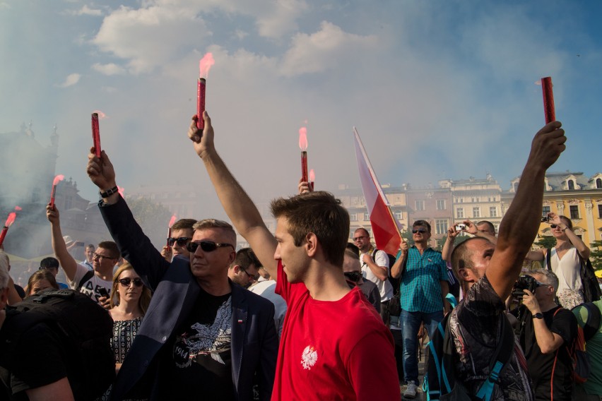 Krakowianie pamiętali o Powstaniu Warszawskim