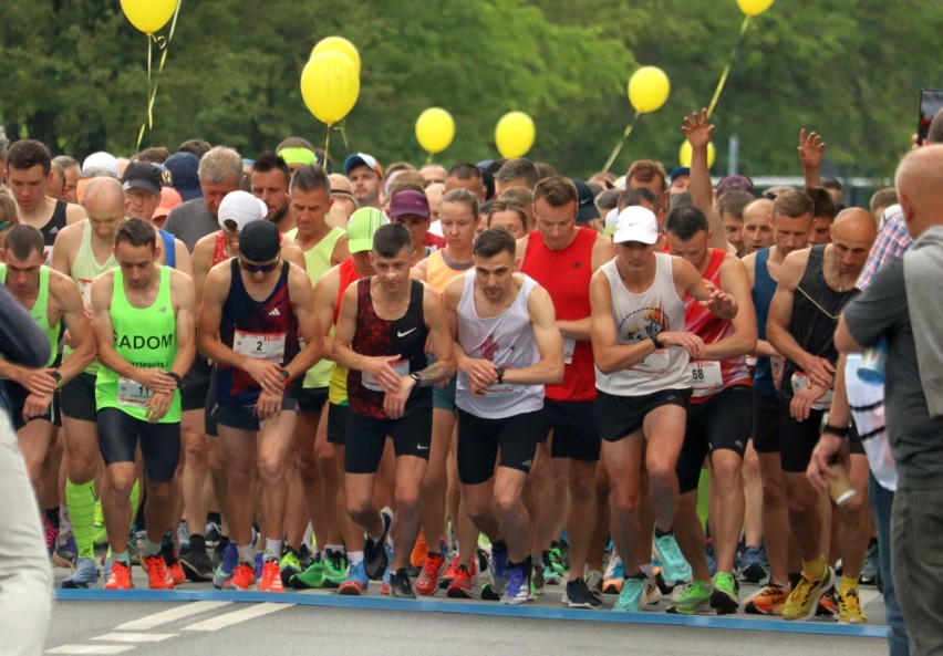 XI Półmaraton Radomskiego Czerwca'76 w Radomiu. Biegłeś? Znajdź się na zdjęciach