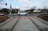 MPK Poznań: Uszkodzony tramwaj linii nr 10 stał na rondzie Śródka. Są utrudnienia w ruchu