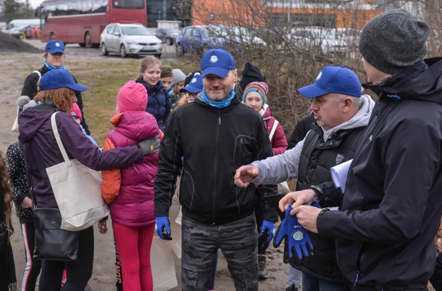 Jarosław Wałęsa zorganizował w Gdańsku plogging.