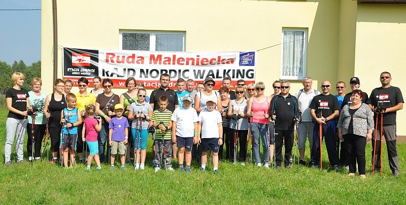 W sobotę otwarto Parku Nordic Walking w Rudzie Malenieckiej. Pierwszy rajd po jednej z trzech tras ruszył z Młotkowic