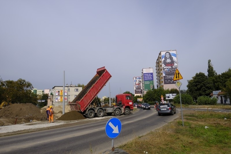 Remont placu Chrapka i okolic trwa. To nie tylko utrudnienia...