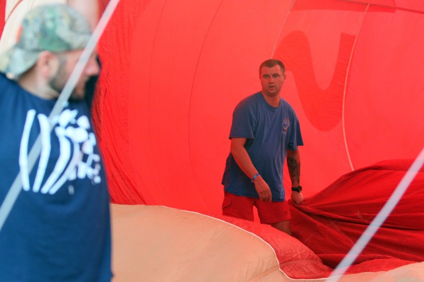 Zawody balonowe w Nałęczowie. Balony poszły w górę [DUŻO ZDJĘĆ]