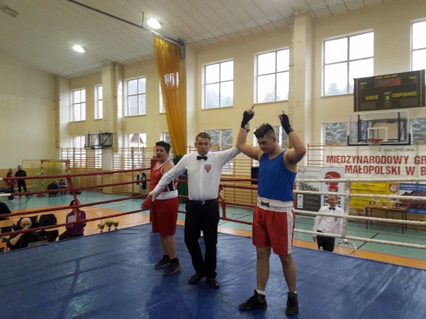 Dwa zwycięstwa pięściarzy UKS Gladiator Binczarowa podczas Międzynarodowego Grand Prix w Czchowie