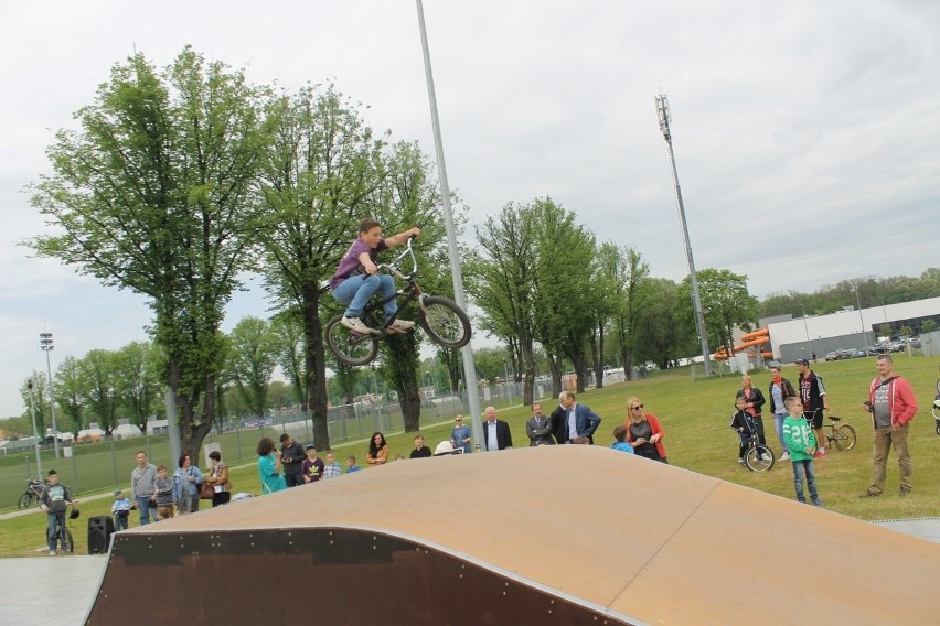 Pokaz ekstremalnej jazdy na skateparku [FOTO]