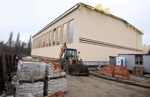 Prace przy nowym budynku Szkoły Podstawowej nr 59 przy ul. Dąbskiej w Szczecinie