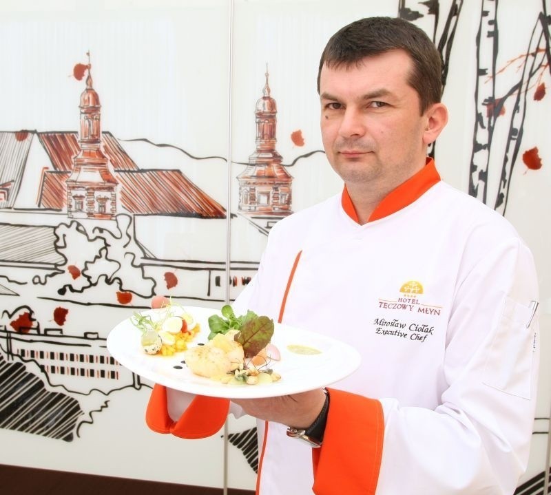 Mirosław Ciołak, szef kuchni kieleckiego hotelu Tęczowy Młyn...