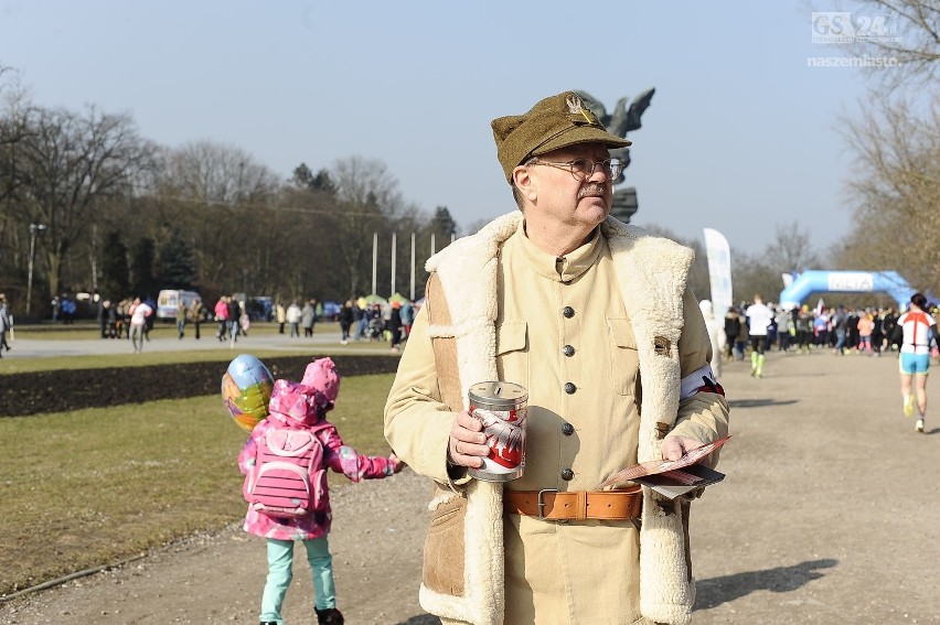 Kilkaset osób pobiegło "Tropem Wilczym" w Szczecinie