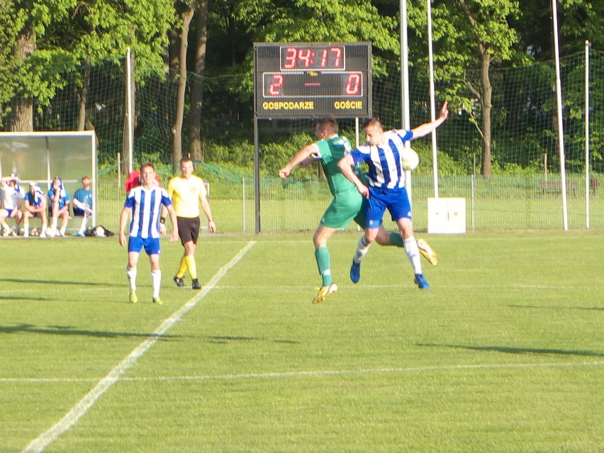 4 liga. Szybkie dwa gole i po meczu - lider, Sokół Sieniawa dosyć łatwo uporał się na własnym boisku z Granicą Stubno