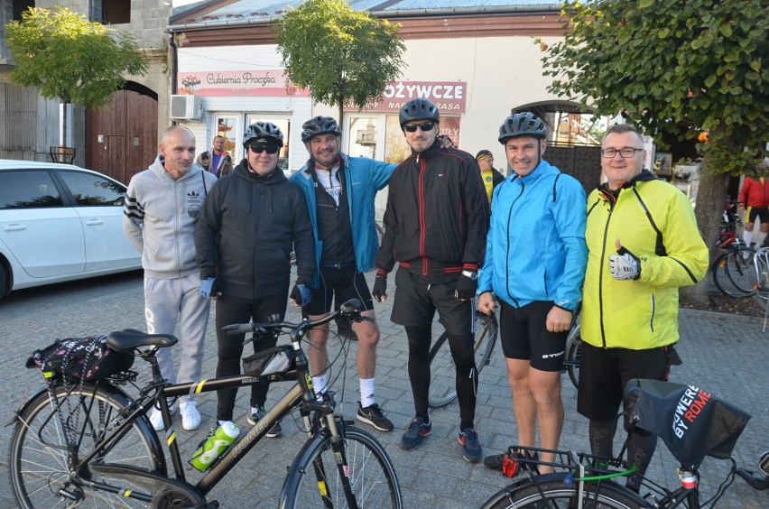 Rajd dla Niepodległej rozpoczął się pod szydłowieckim...