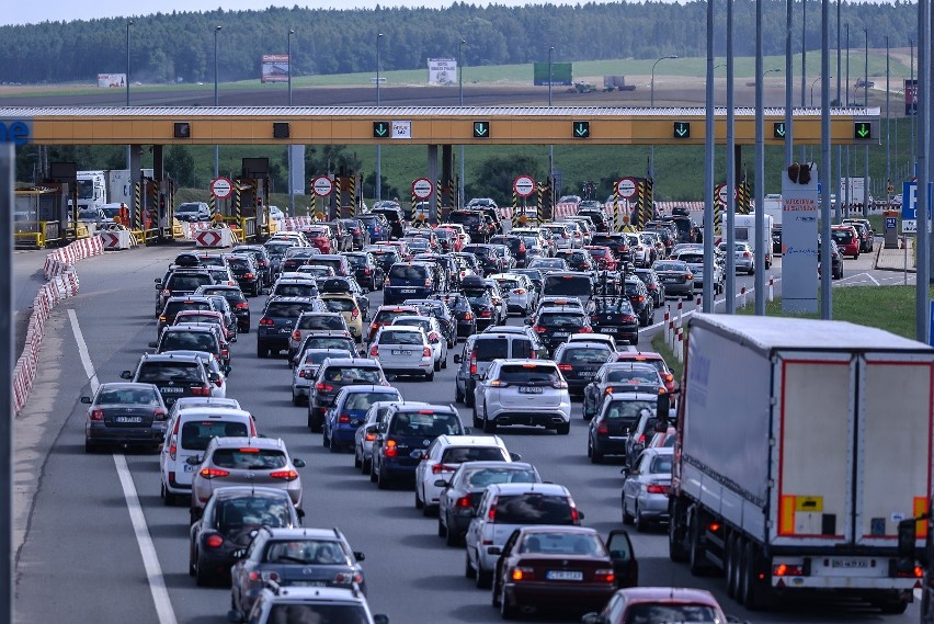 Bramki autostrady A1 Amber One w Rusocinie podczas wakacji...