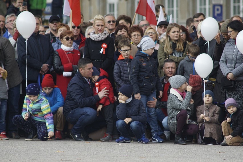 Poznaniacy świętują 100. rocznicę odzyskania niepodległości...