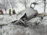 Wiosenny atak zimy zaskoczył kierowców. Podczas burzy śnieżnej doszło do wypadku na trasie Rudka - Ciechanowiec