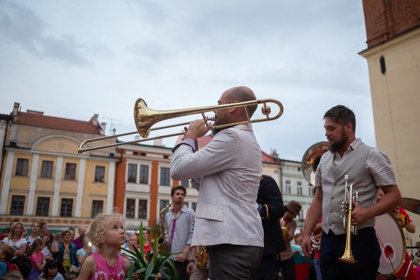 31 ULICA. Międzynarodowy Festiwal Teatrów Ulicznych dzień 1 [ZDJĘCIA]