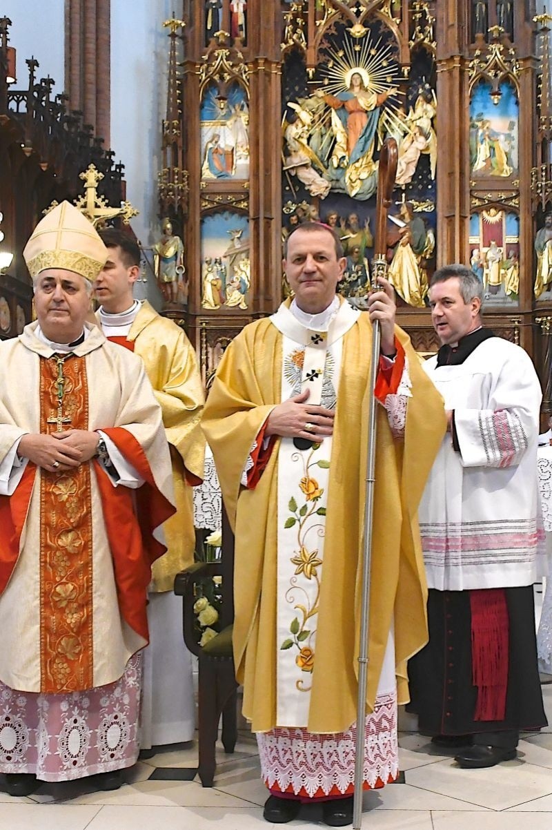 Abp metropolita białostocki Tadeusz Wojda otrzymał papieski...