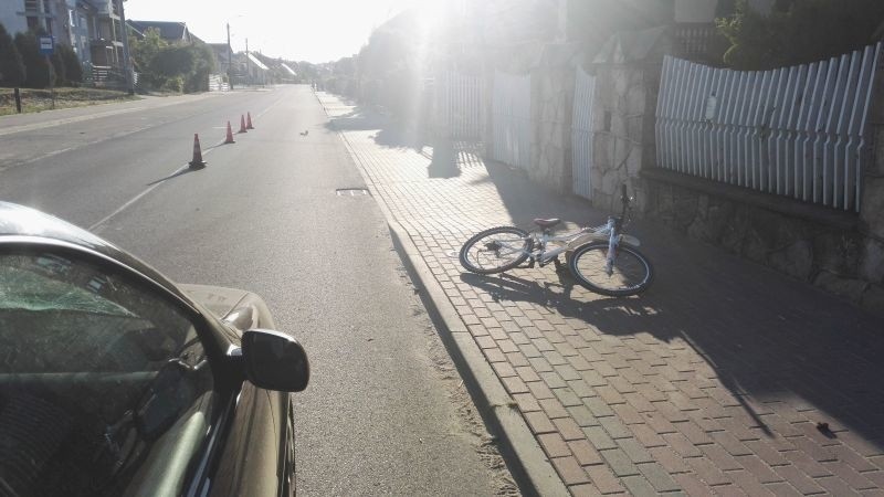10-letnia rowerzystka potrącona w Olszewie-Borkach [ZDJĘCIA]