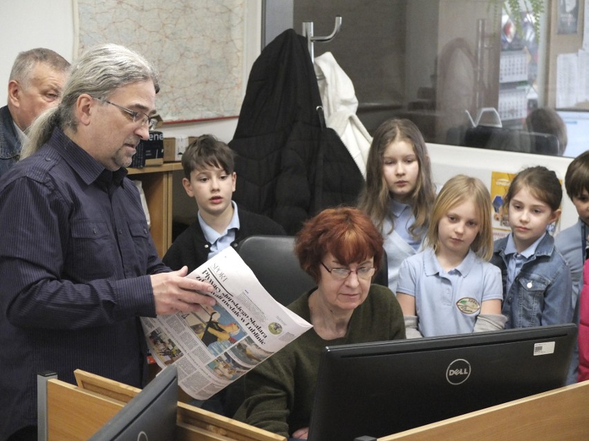 Pierwszaki ze szkoły katolickiej w Słupsku w redakcji GP24 [ZDJĘCIA]