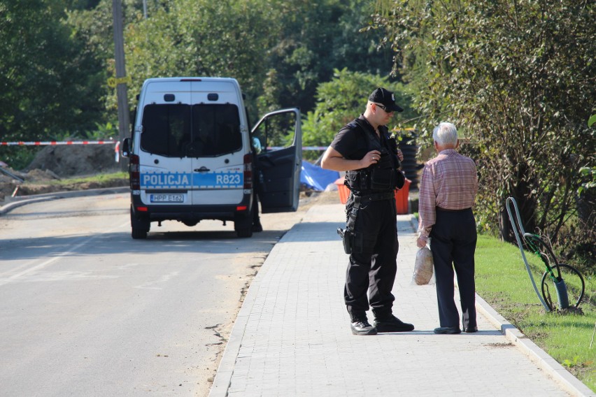 Podczas remontu drogi odnaleziono ponad 2000 pocisków oraz...