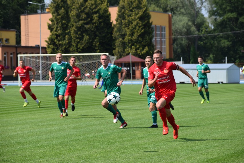 Warta Sieradz - Widzew Łódź 2:9 (2:3)...