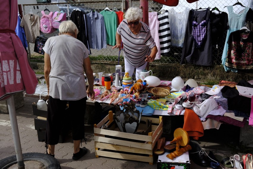 Są także stoiska z rzeczami