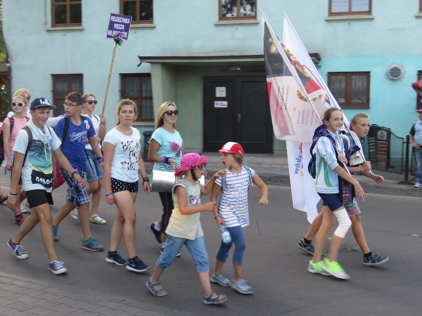 Gliwicka Piesza Pielgrzymka na Jasną Górę 2015 w Tworogu