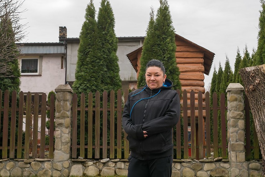 Izabeli Bieryt w 2014 r. woda zabrała nowe ogrodzenie domu.