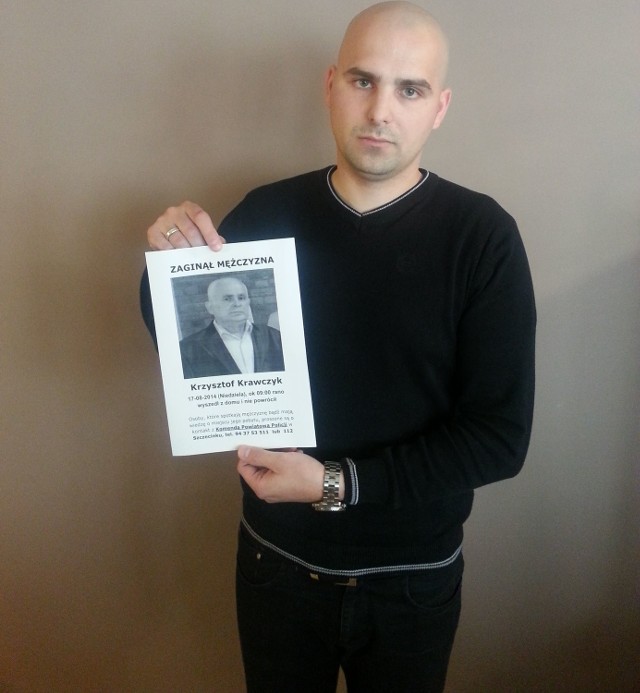 Przemysław Krawczyk, syn zaginionego mieszkańca Szczecinka, prosi o wszelkie informacje o ojcu.