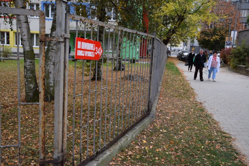 Wybory samorządowe 2018 w Częstochowie: Frekwencja w regionie o godz. 17 wyniosła 42,14 proc. [ZDJĘCIA]