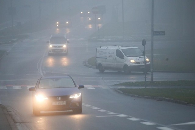 Prognozowanej jest przekroczenie poziomu informowania dla pyłu zawieszonego PM10 (100 µg/m3) na terenie miasta: Kalisz, Kościan, Mosina, Pleszew, Poznań oraz powiatu poznańskiego.