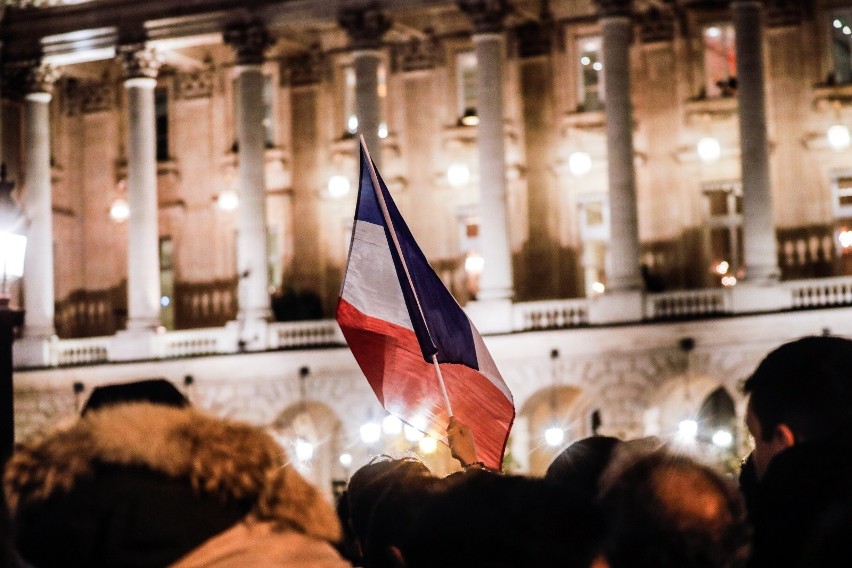MŚ 2022. Tysiące francuskich kibiców powitały wicemistrzów świata w Paryżu