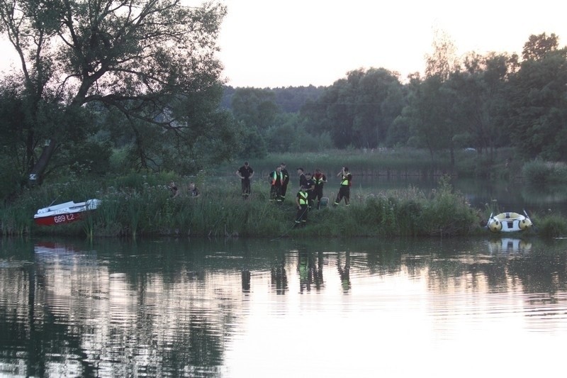 Utonięcie w Łazach: Nie żyje 25-latek