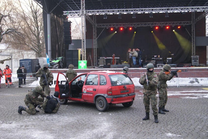 WOŚP 2017 Rybnik: Ruszyła impreza na kampusie