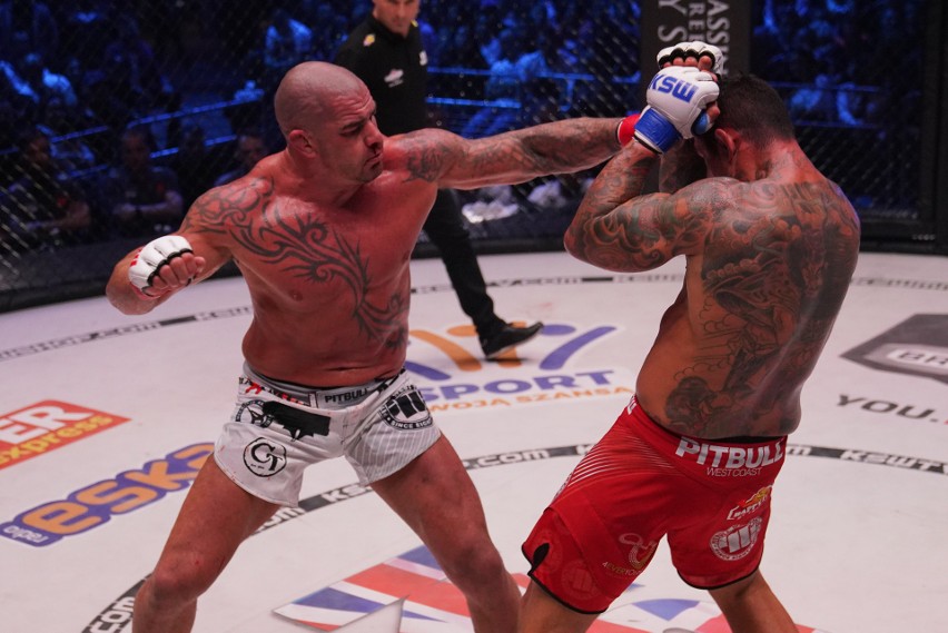 KSW 45. Michał Materla powalczy o pas wagi średniej, tytuł w ciężkiej nie dla Karola Bedorfa