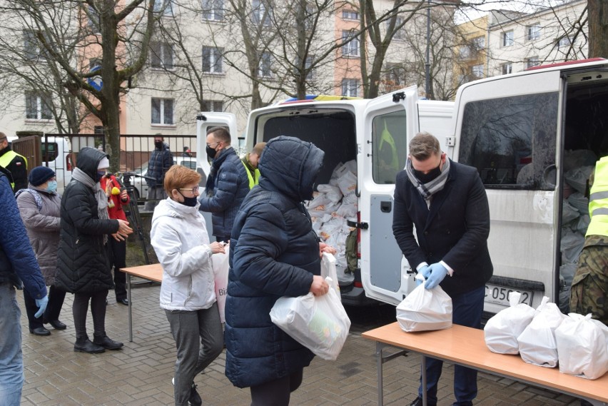 Fundacja Rodziny Czarneckich w Wielką Sobotę wyda paczki żywnościowe dla ubogich białostoczan