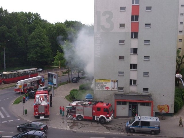 Pożar wybuchł w piwnicy przy ul. Matejki 13.