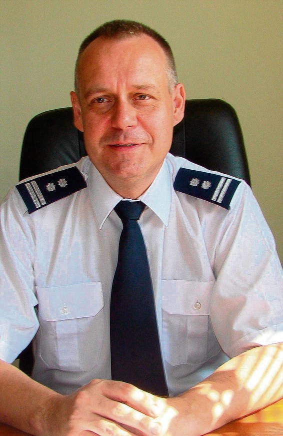 Komendant Leszek Ozga wyżej ceni patrole niż monitoring