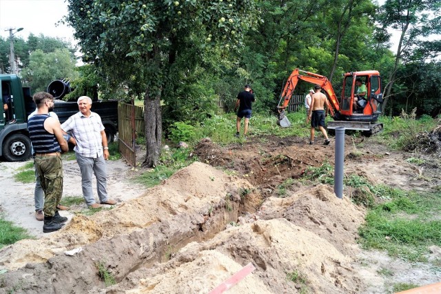 W gminie Ciepielów trwa budowa przydomowych oczyszczalni ścieków dla 250 gospodarstw. Samorząd wydaje na ten cel ponad 3,2 miliona złotych.