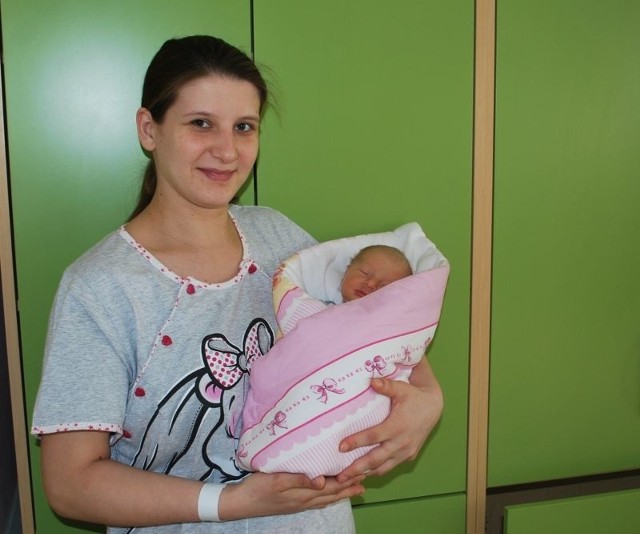 Zuzanna Bielarczyk, córka Anny i Grzegorza z Jaworów Podmaścia urodziła się 18 lutego. Ważyła 2930 g i mierzyła 56 cm. Zuzia ma starszego brata Karola. Chłopiec ma 1,5 roku.