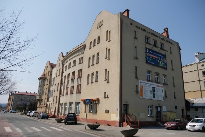 Budynek WSPiA w Przemyślu.