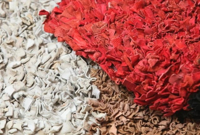 Skórzany dywan w kieleckiej galerii Ambiente, model Fez, fot. Dawid Łukasik