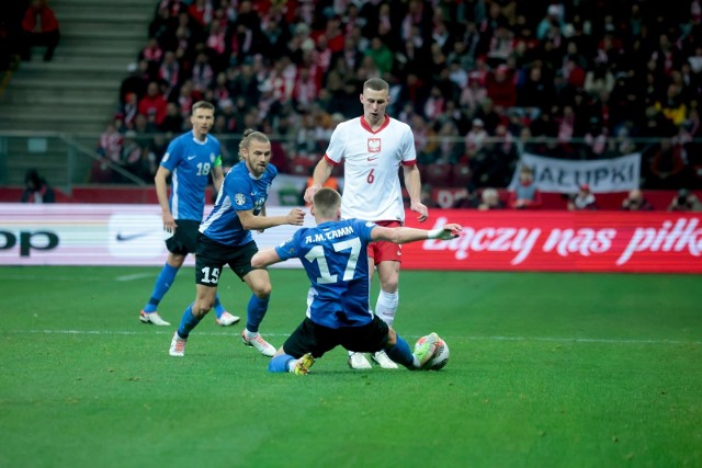 Jakub Piotrowski udanie wystąpił w meczu z Estonią.