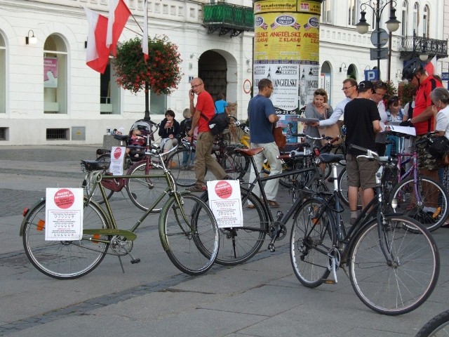 Radomscy cykliści będą w piątek namawiać do wsparcia projektów obywatelskich.