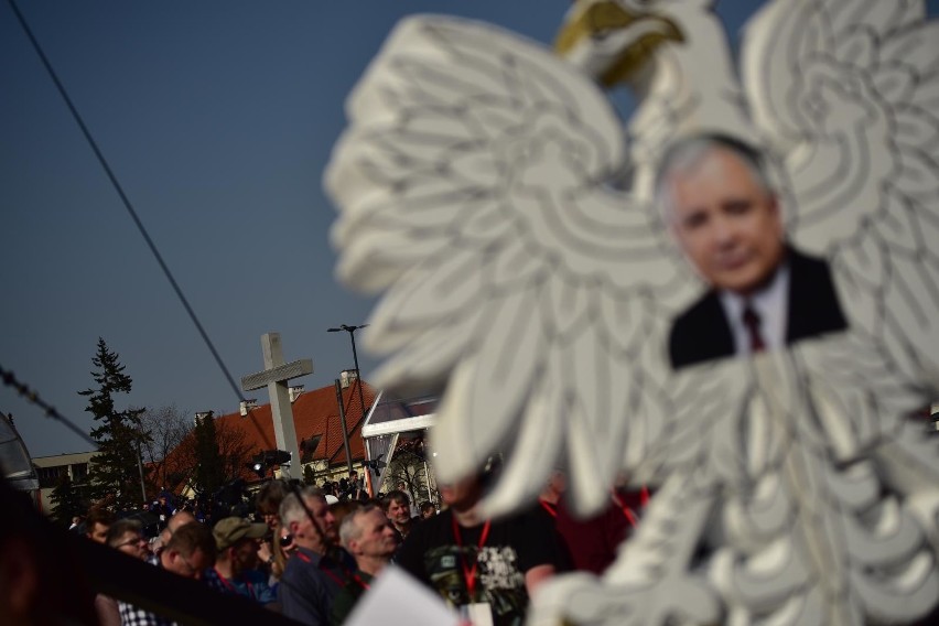 Pomnik Ofiar Tragedii Smoleńskiej 2010 roku na placu...