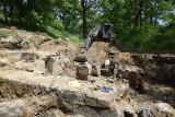 W ruinach fortu Twierdzy Przemyśl odkopano szczątki silnika czterosuwowego sprzed ponad 100 lat [ZDJĘCIA]