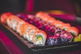 W tych lokalach robią najlepsze sushi w regionie. Jesteś fanem tego japońskiego przysmaku? Koniecznie musisz tu przyjść! 